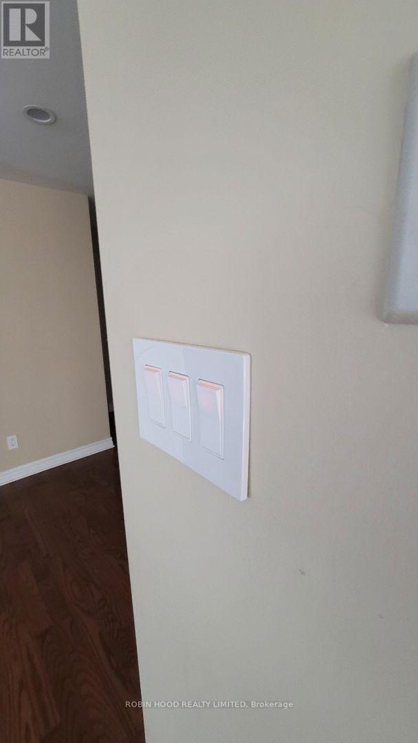 401 - 200 Rideau Street, Ottawa, Ontario  K1N 5Y1 - Photo 21 - X12892550