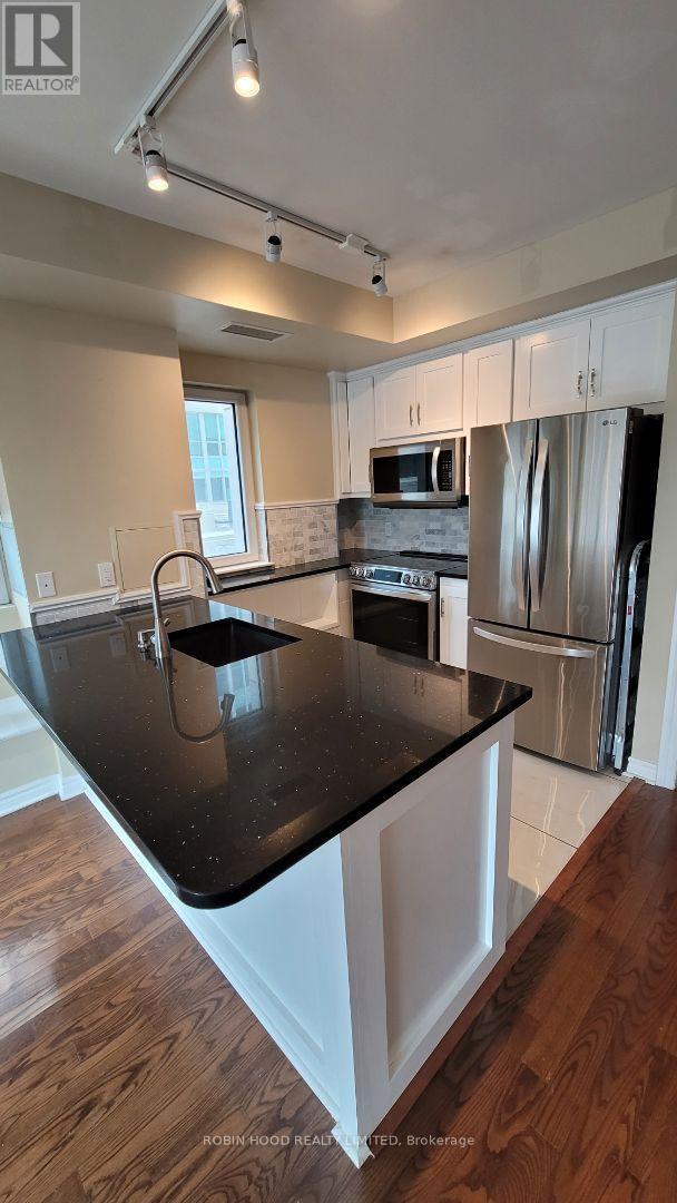 401 - 200 Rideau Street, Ottawa, Ontario  K1N 5Y1 - Photo 6 - X12892550