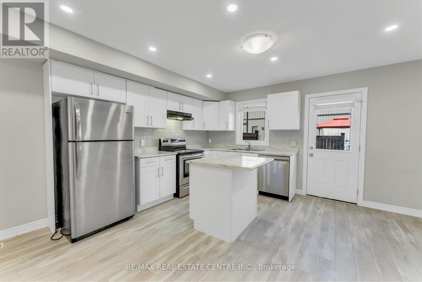 59 - 7768 Ascot Circle, Niagara Falls, Ontario  L2H 3P9 - Photo 11 - X12892562