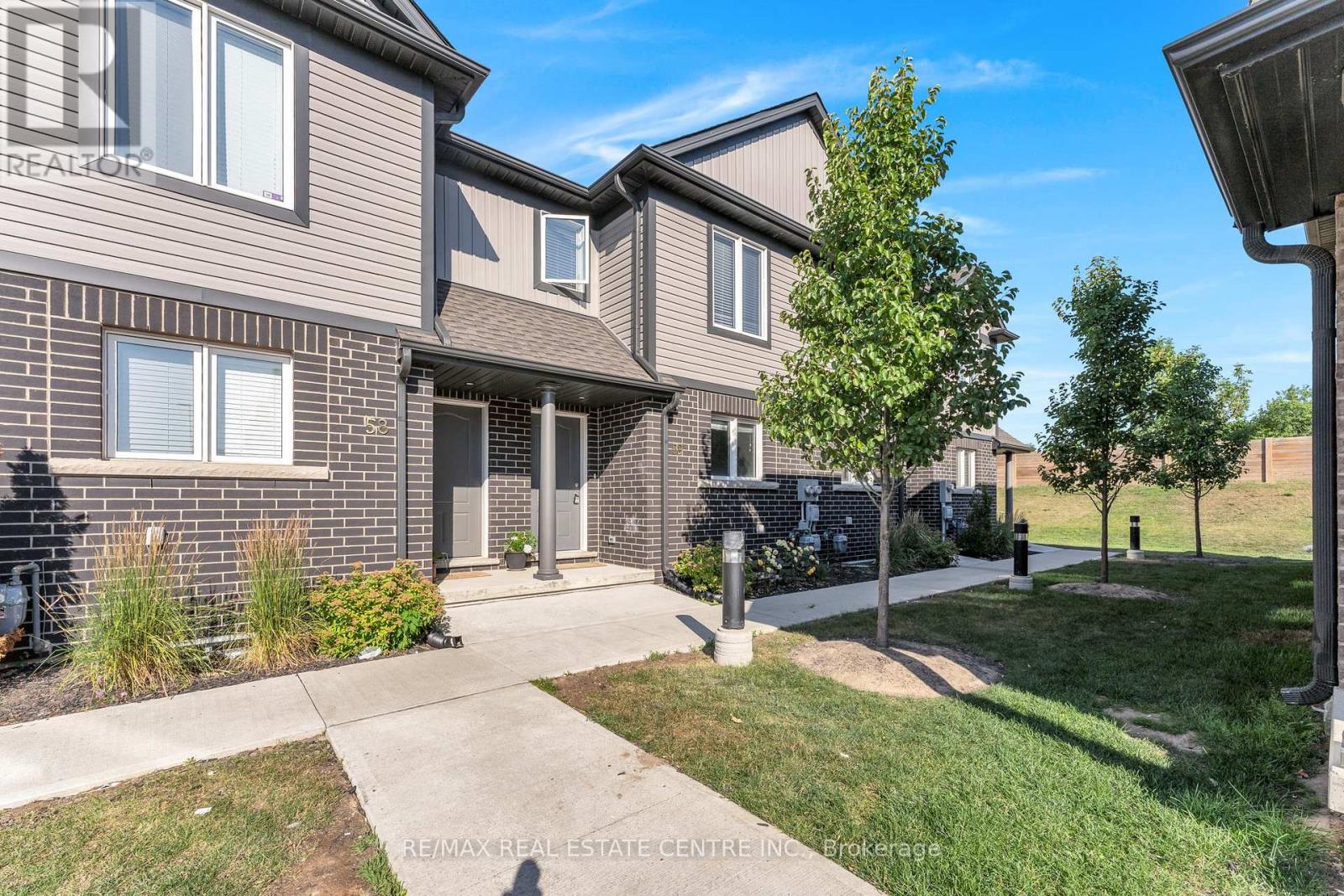 59 - 7768 Ascot Circle, Niagara Falls, Ontario  L2H 3P9 - Photo 2 - X12892562