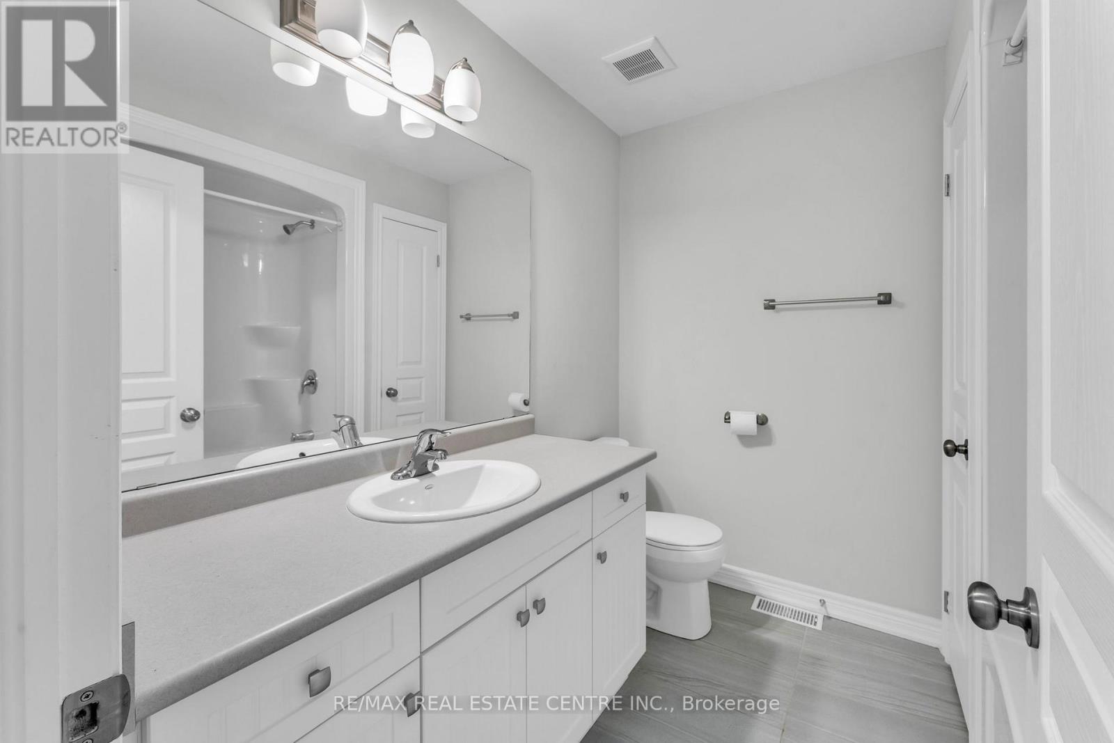 59 - 7768 Ascot Circle, Niagara Falls, Ontario  L2H 3P9 - Photo 25 - X12892562