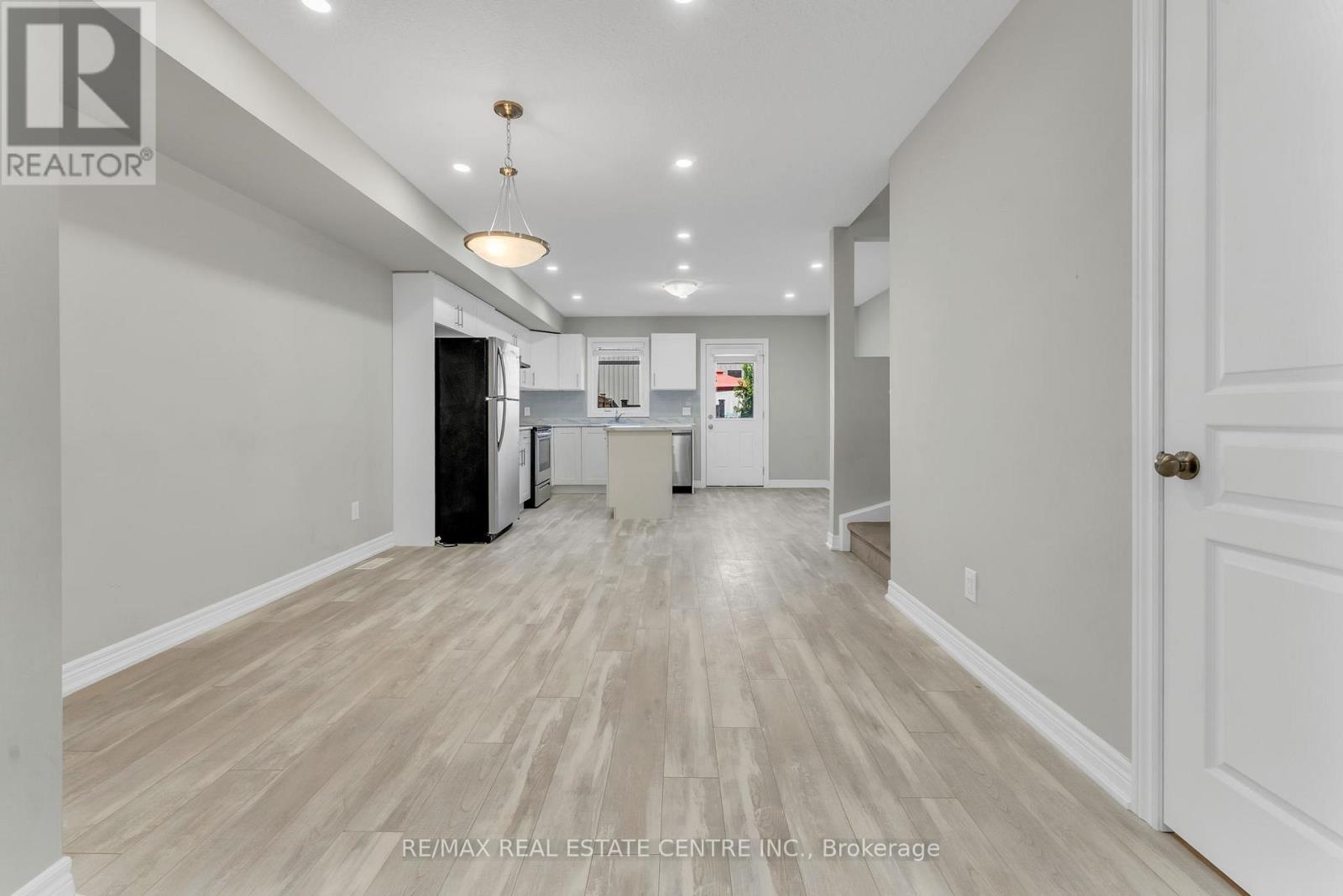 59 - 7768 Ascot Circle, Niagara Falls, Ontario  L2H 3P9 - Photo 9 - X12892562