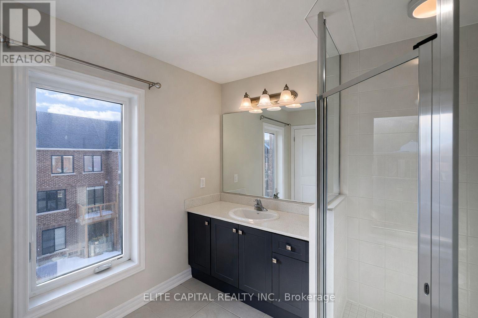 95 Elkington Crescent, Whitby, Ontario  L1P 0L7 - Photo 18 - E12835788