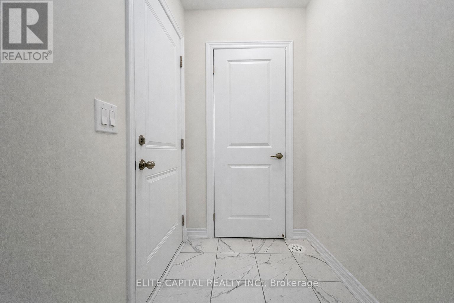 95 Elkington Crescent, Whitby, Ontario  L1P 0L7 - Photo 6 - E12835788