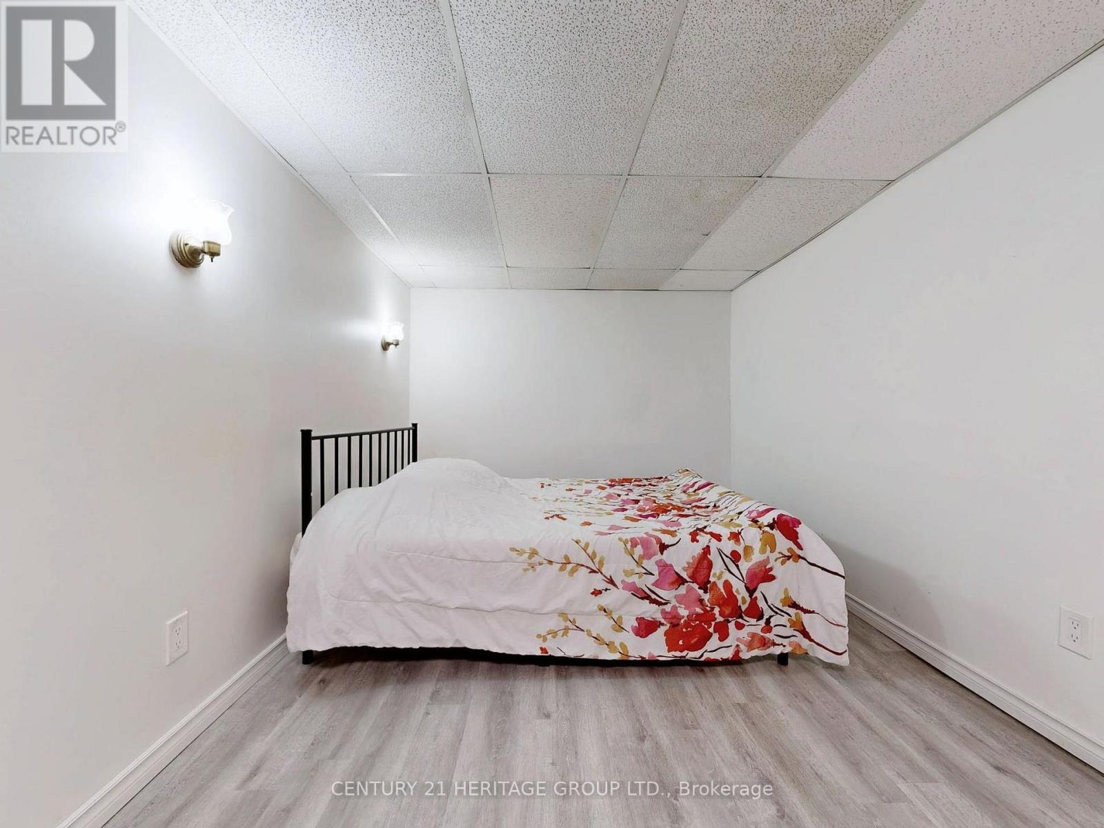 38 Gray Crescent, Richmond Hill, Ontario  L4C 5V5 - Photo 26 - N12879890