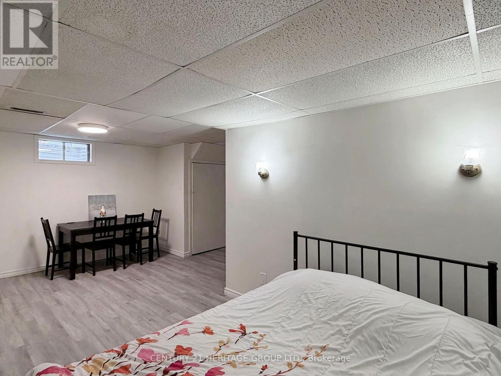 38 Gray Crescent, Richmond Hill, Ontario  L4C 5V5 - Photo 28 - N12879890