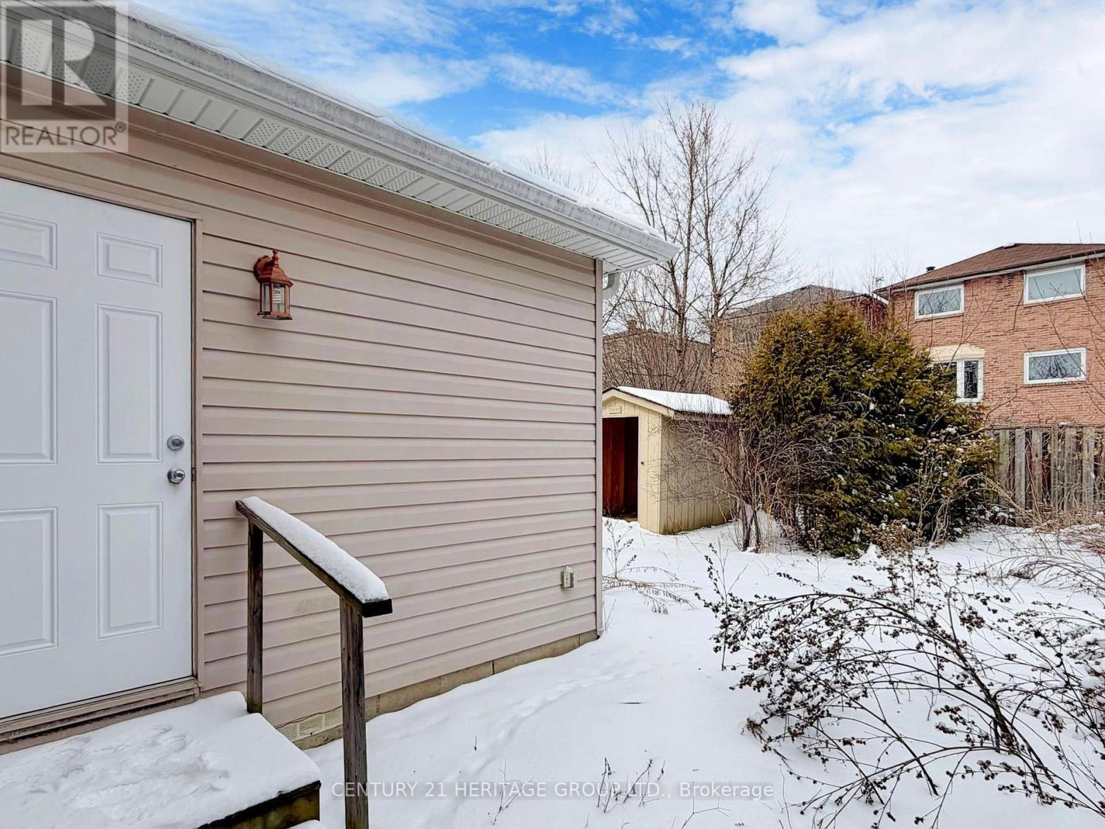 38 Gray Crescent, Richmond Hill, Ontario  L4C 5V5 - Photo 33 - N12879890