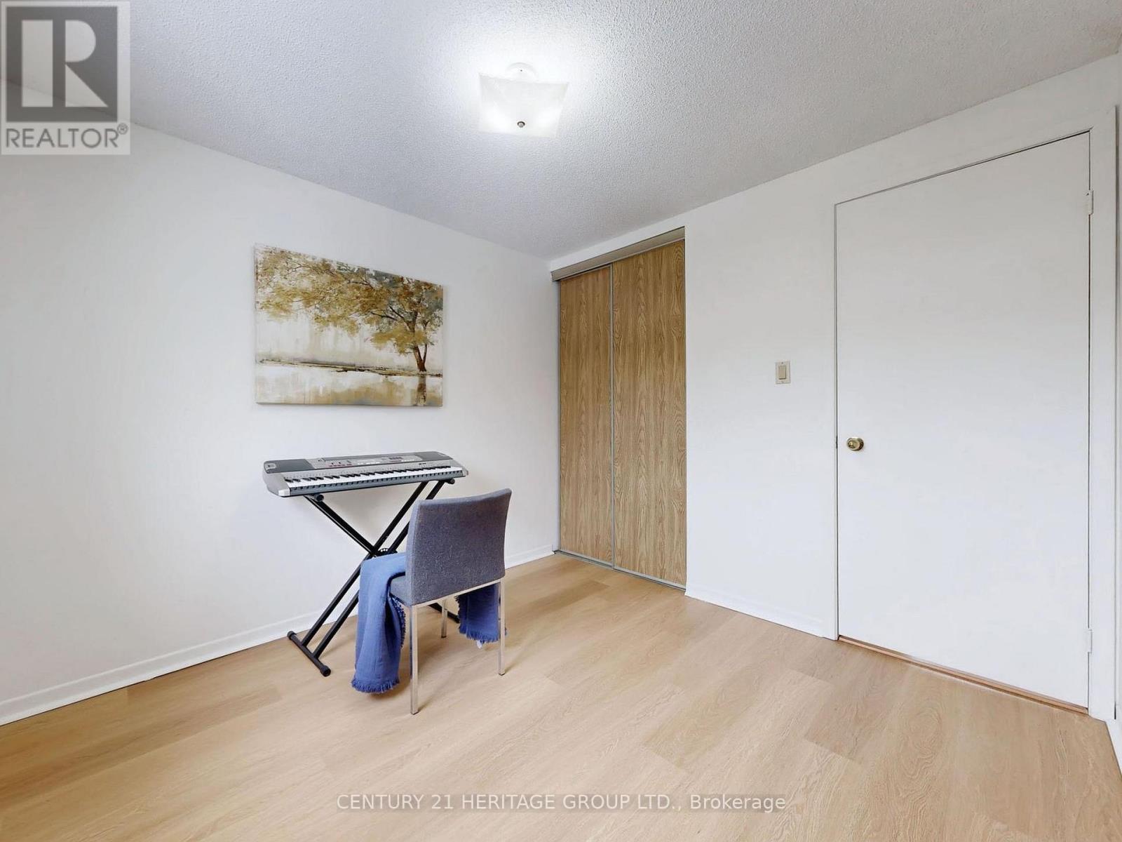 38 Gray Crescent, Richmond Hill, Ontario  L4C 5V5 - Photo 21 - N12879890