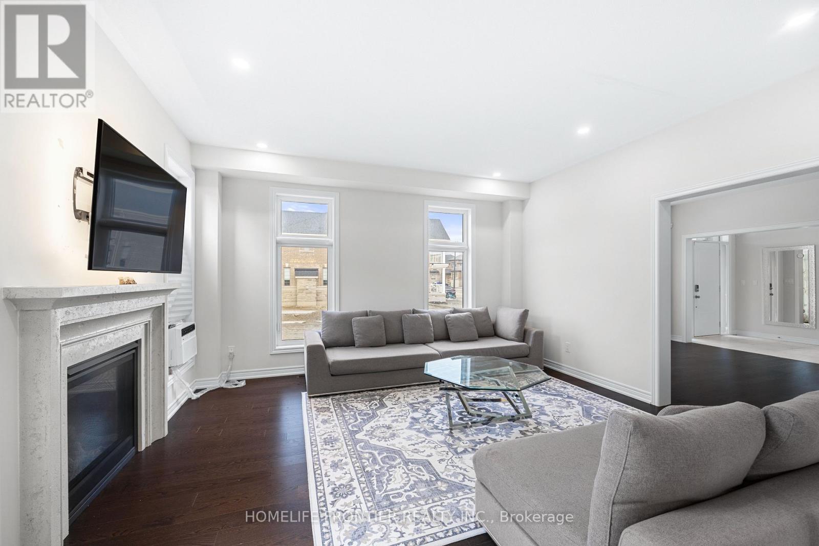 49 Ainslee Hill Crescent, Georgina (Baldwin), Ontario  L0E 1R0 - Photo 15 - N12892366