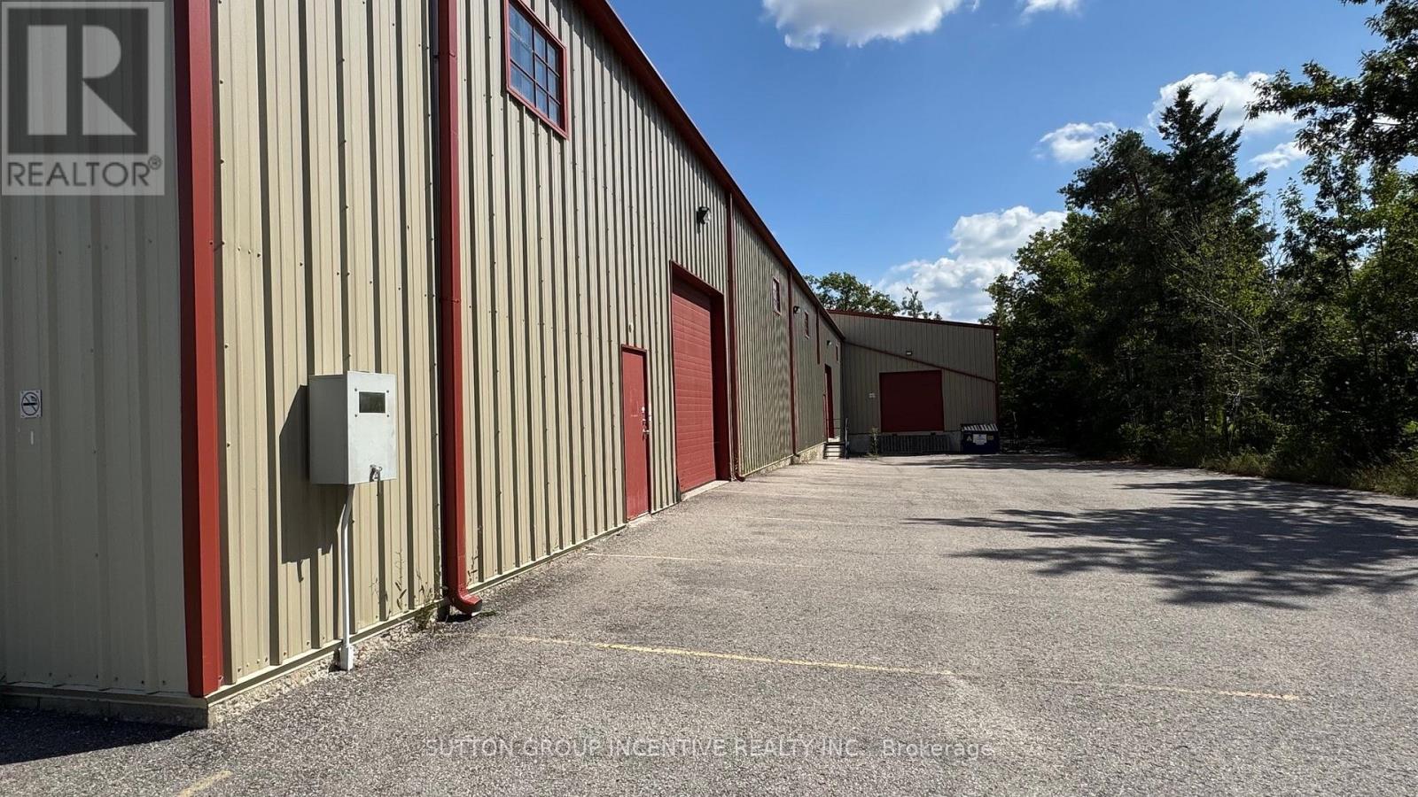 1509 Snow Valley Road, Springwater (Midhurst), Ontario  L9X 1K3 - Photo 10 - S12400098