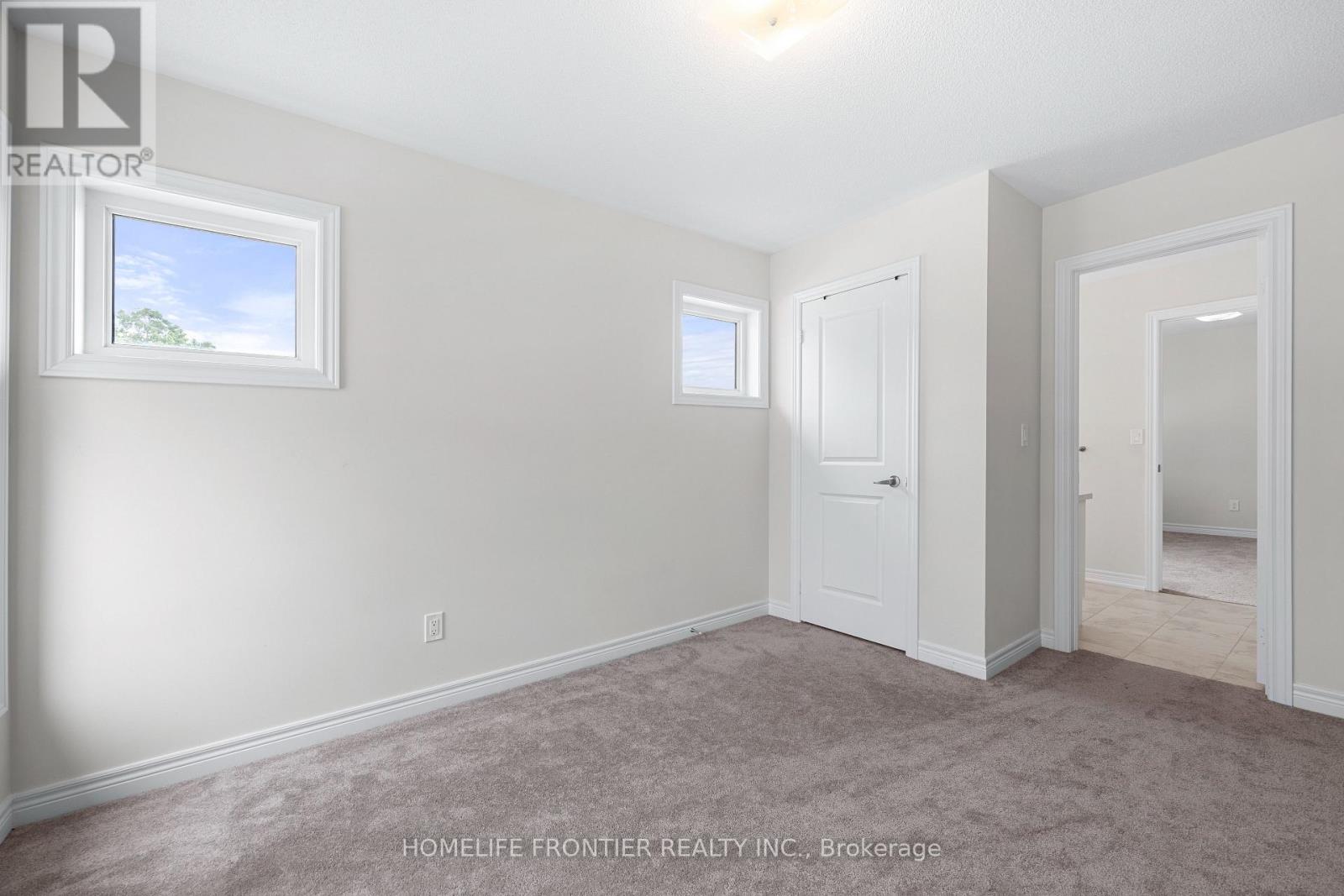 49 Ainslee Hill Crescent, Georgina (Baldwin), Ontario  L0E 1R0 - Photo 31 - N12892366