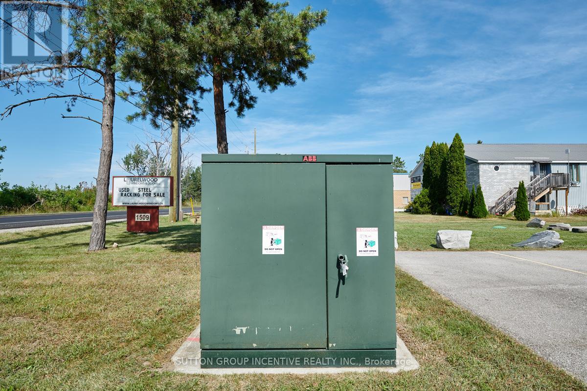 1509 Snow Valley Road, Springwater (Midhurst), Ontario  L9X 1K3 - Photo 32 - S12400098