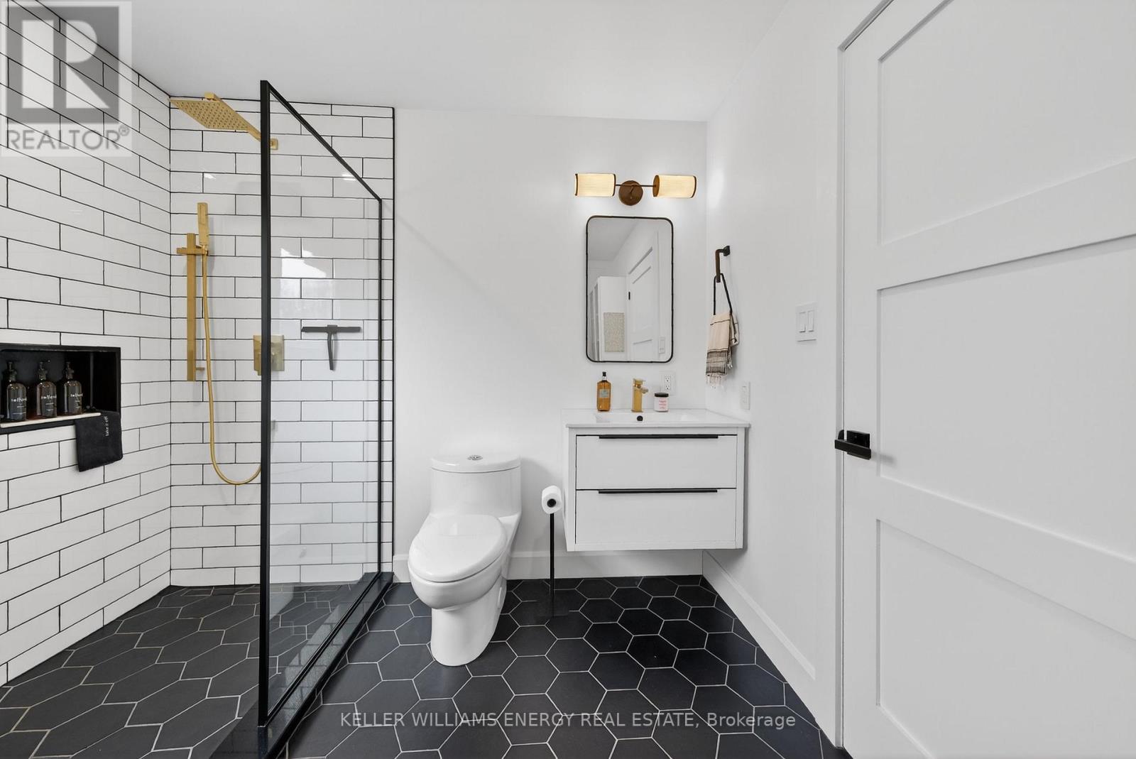 300 Hubbs Creek Road, Prince Edward County, Ontario  K0K 3L0 - Photo 28 - X12892720