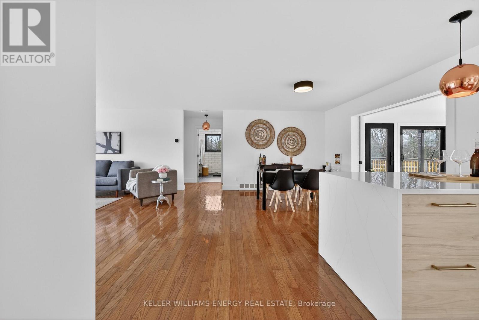 300 Hubbs Creek Road, Prince Edward County, Ontario  K0K 3L0 - Photo 9 - X12892720