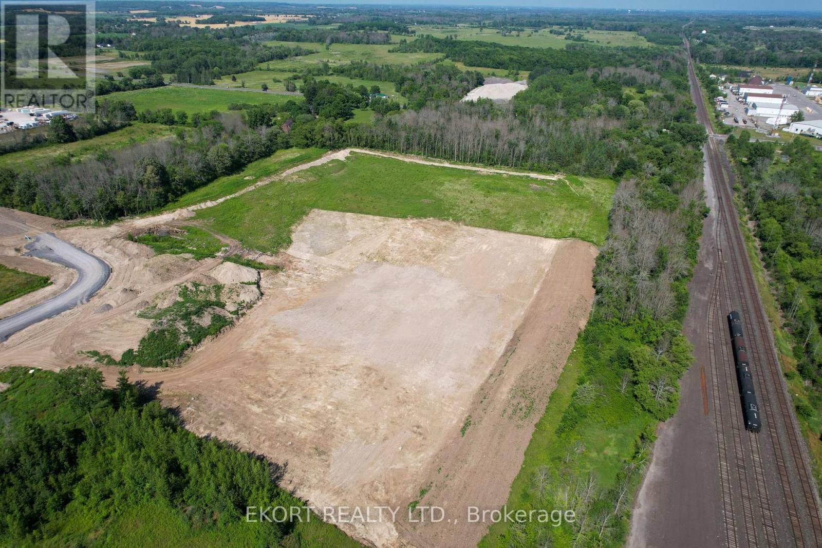 108 Huff Avenue, Quinte West (Trenton Ward), Ontario  K8V 5R5 - Photo 5 - X12892766