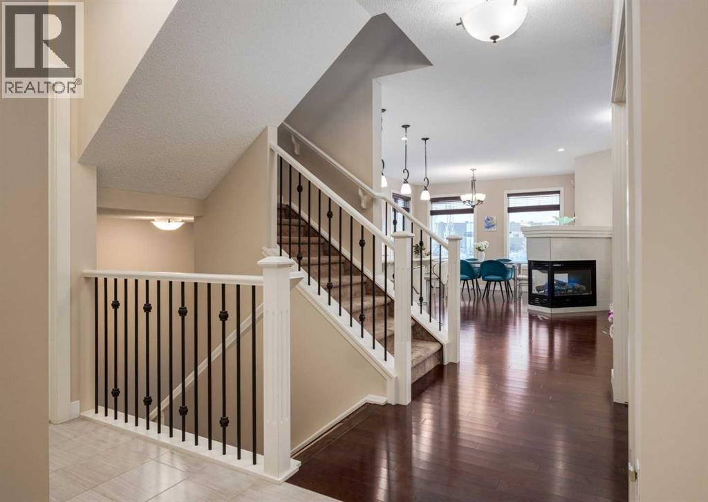 70 Nolancliff Crescent Nw, Calgary, Alberta  T3R 0S6 - Photo 3 - A2277183