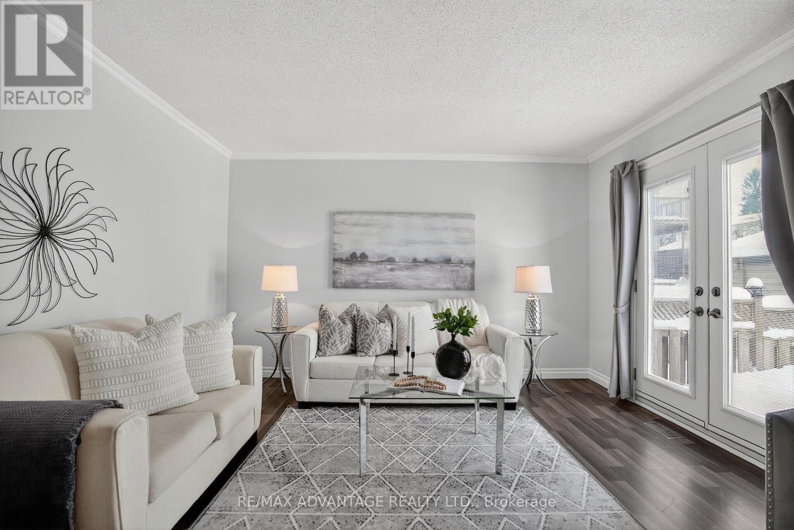 359 Everglade Crescent, London North, Ontario  N6H 4M8 - Photo 6 - X12892912