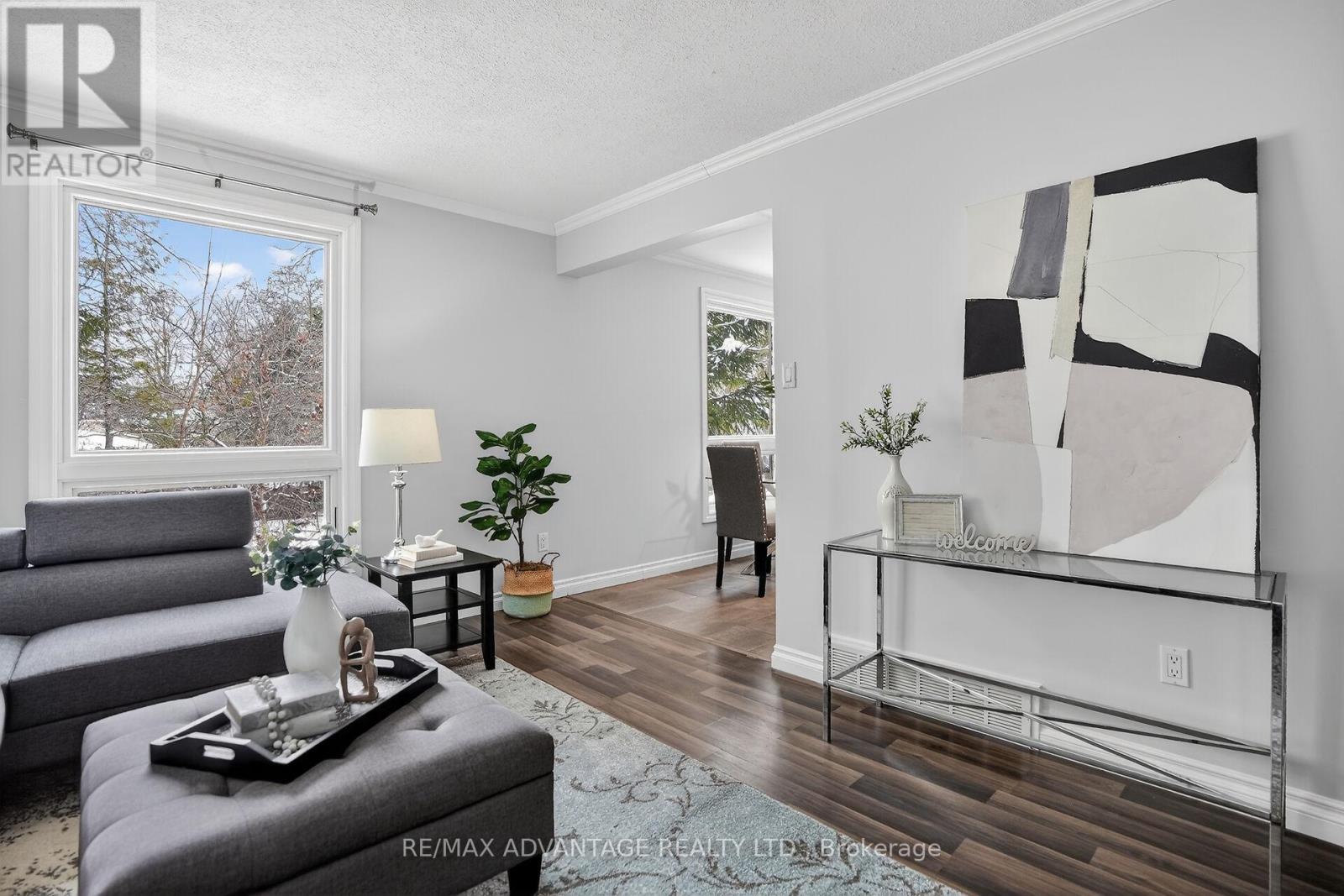 359 Everglade Crescent, London North, Ontario  N6H 4M8 - Photo 9 - X12892912