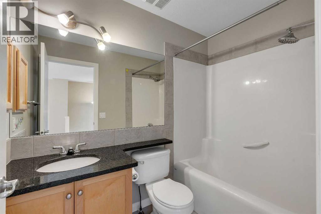 97 Royal Manor Nw, Calgary, Alberta  T3G 5T5 - Photo 34 - A2282082