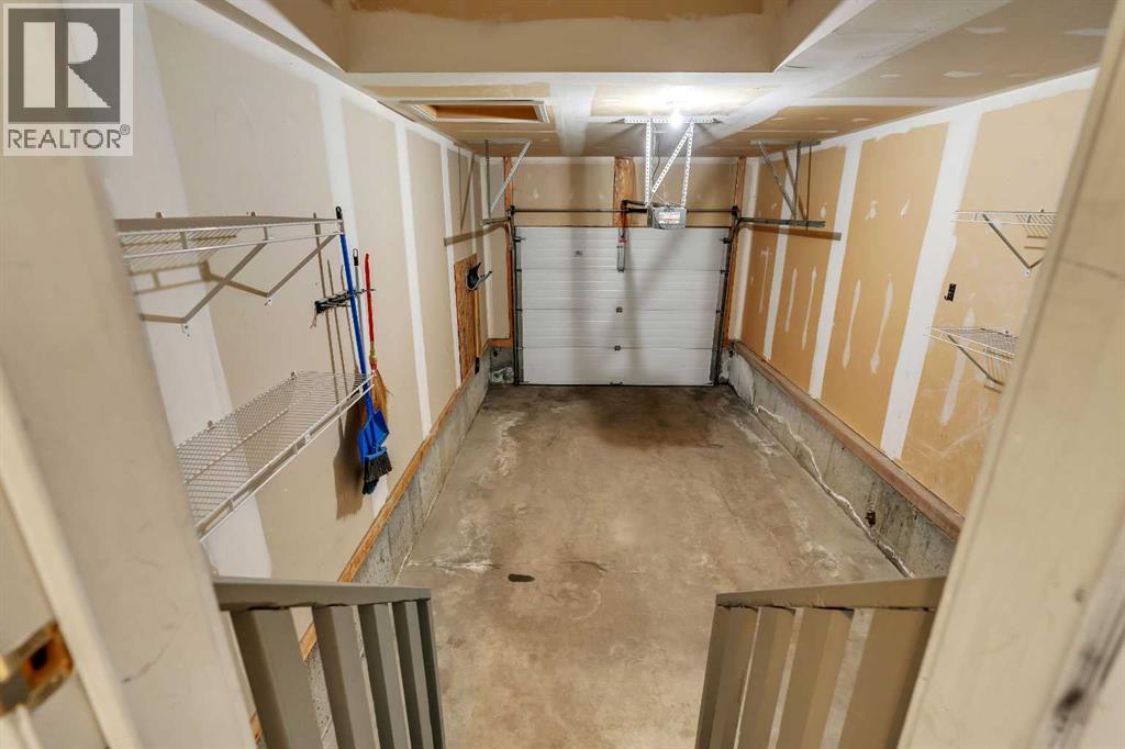 97 Royal Manor Nw, Calgary, Alberta  T3G 5T5 - Photo 21 - A2282082