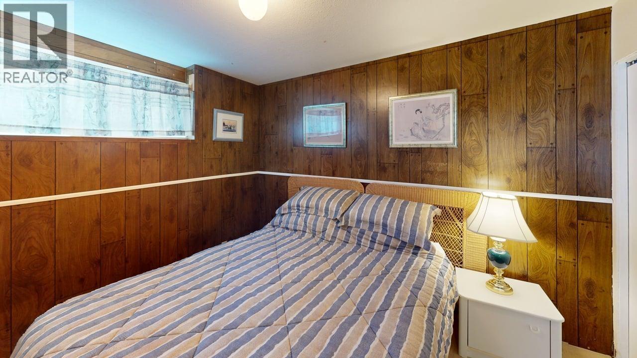 238 Elm Avenue, 100 Mile House, British Columbia  V0K 2E0 - Photo 25 - R3100324