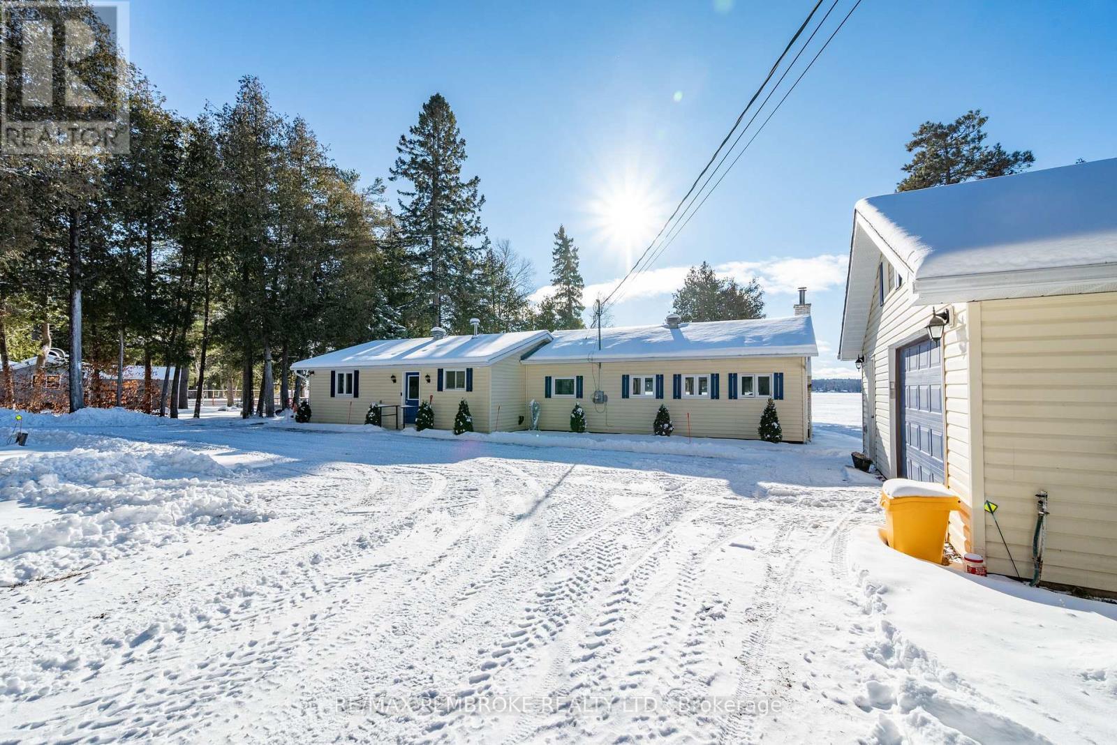 229 Holiday Lane, North Algona Wilberforce, Ontario  K0J 1T0 - Photo 2 - X12892756