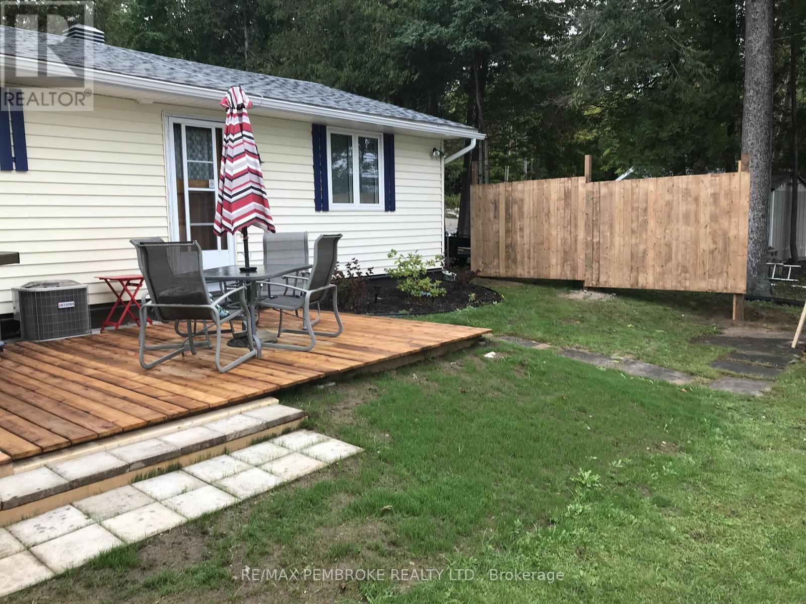 229 Holiday Lane, North Algona Wilberforce, Ontario  K0J 1T0 - Photo 28 - X12892756