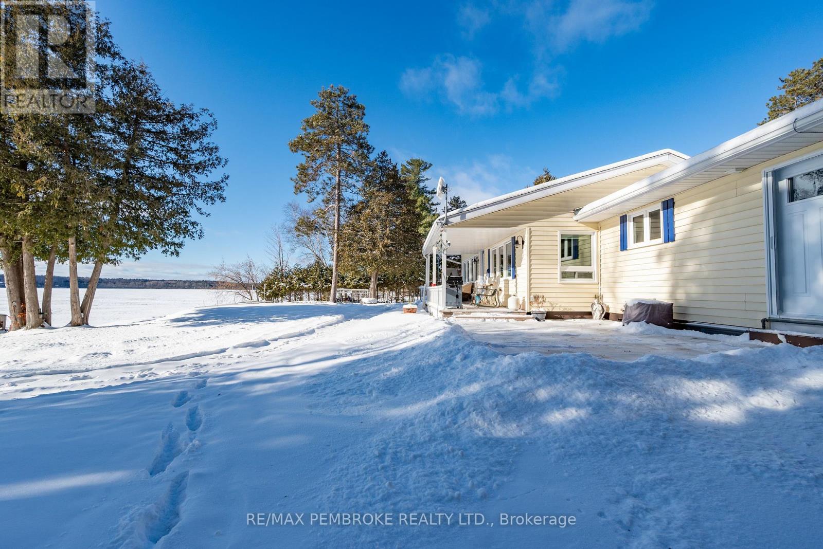 229 Holiday Lane, North Algona Wilberforce, Ontario  K0J 1T0 - Photo 32 - X12892756