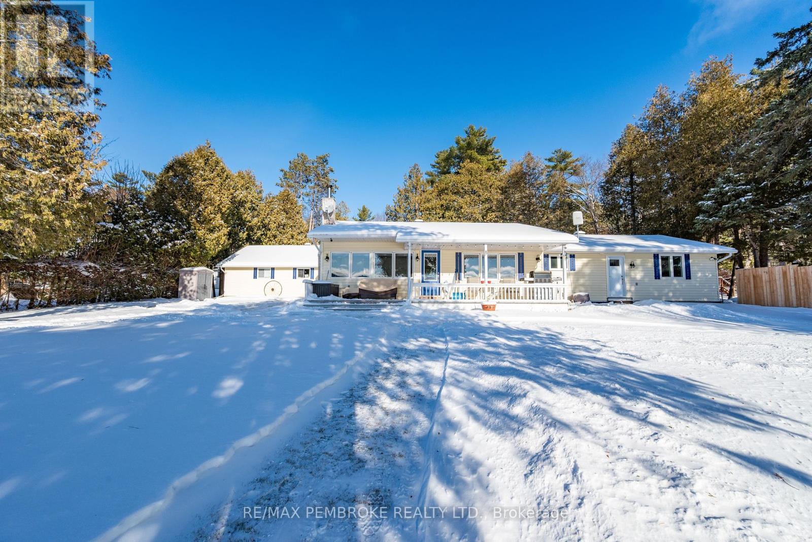 229 Holiday Lane, North Algona Wilberforce, Ontario  K0J 1T0 - Photo 5 - X12892756
