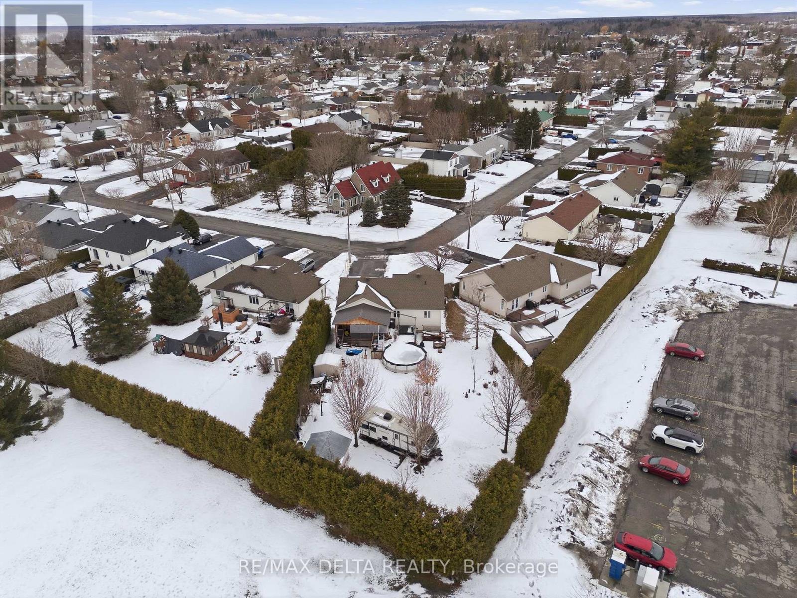 677 Ste Marie Street, Casselman, Ontario  K0A 1M0 - Photo 5 - X12892800