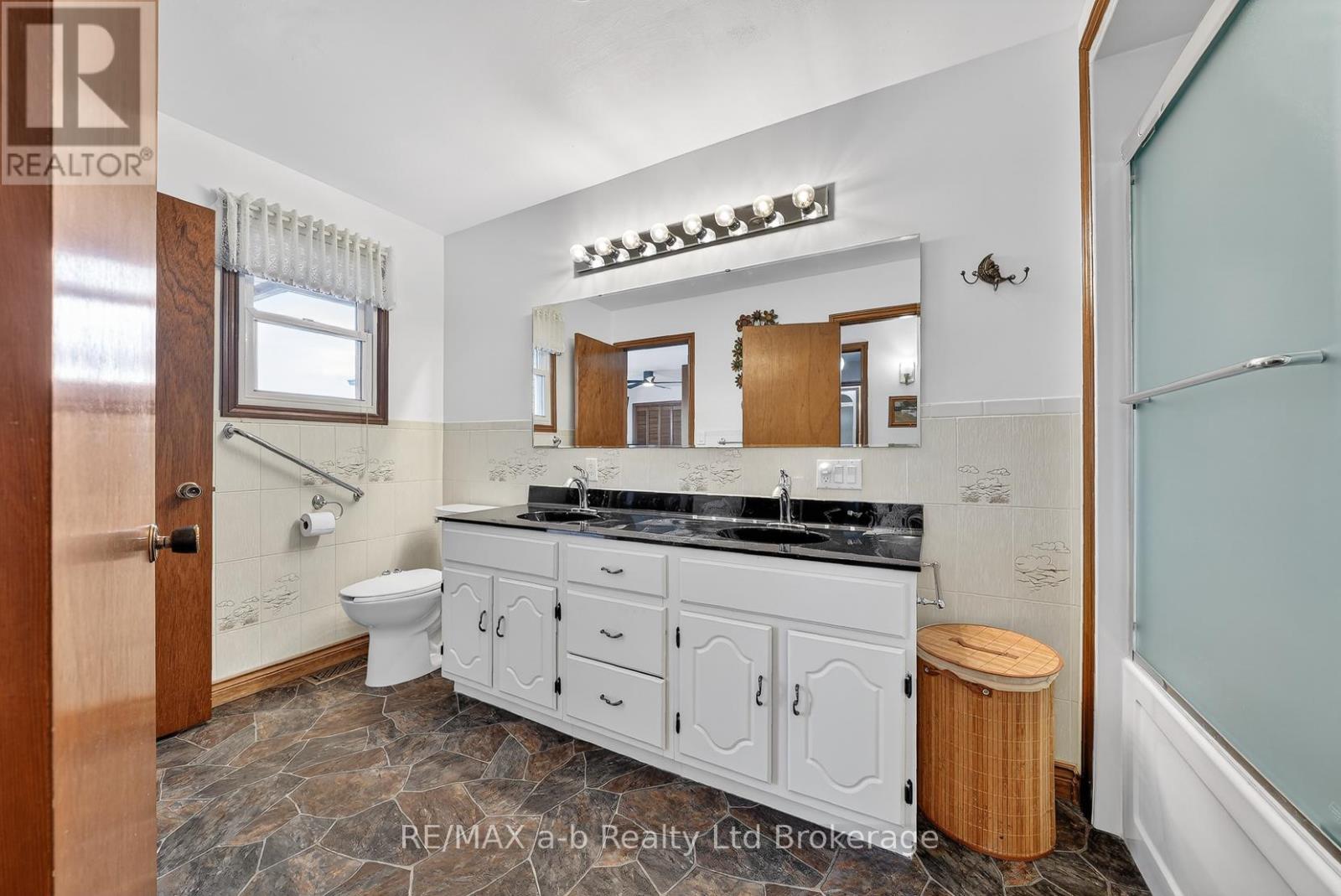 14 Quinn Drive, South-West Oxford, Ontario  N0J 1W0 - Photo 28 - X12892764