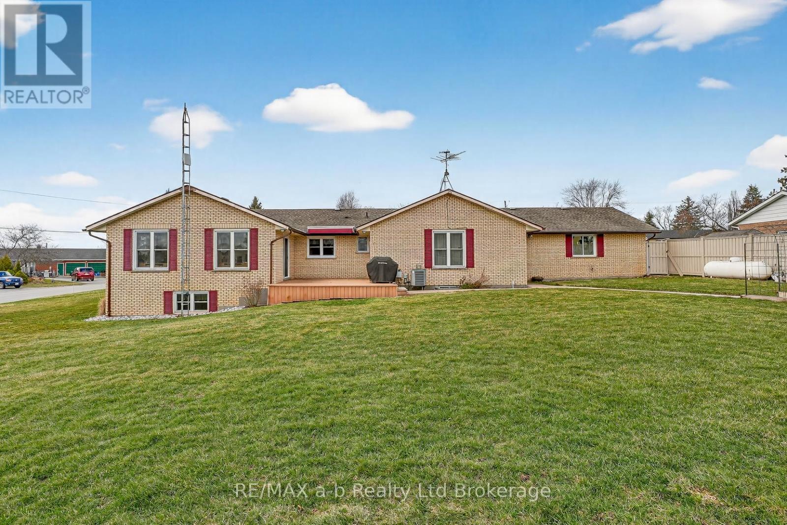 14 Quinn Drive, South-West Oxford, Ontario  N0J 1W0 - Photo 5 - X12892764