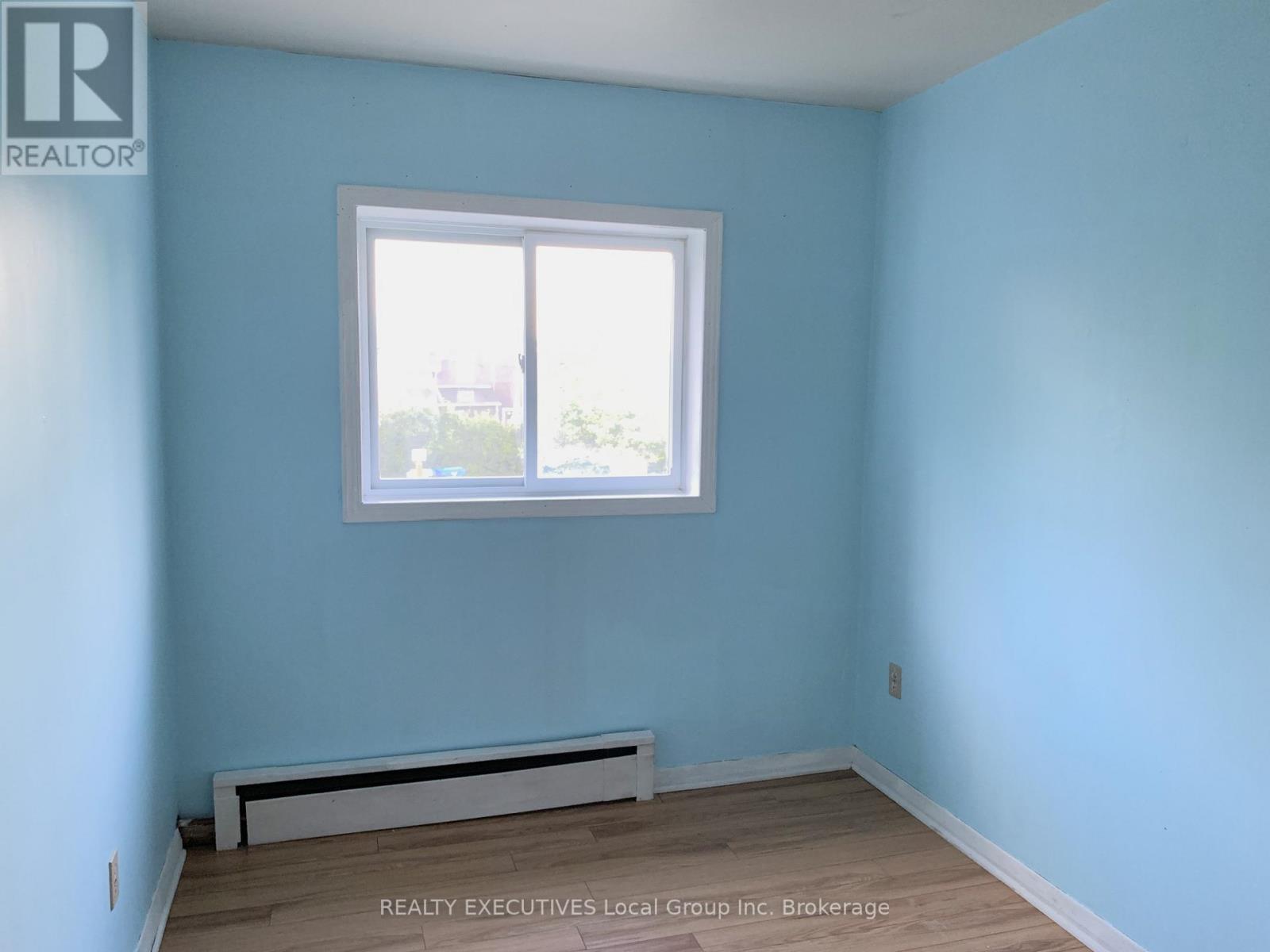 448 Mcintyre Street E, North Bay (Central), Ontario  P1B 1E2 - Photo 12 - X12892828