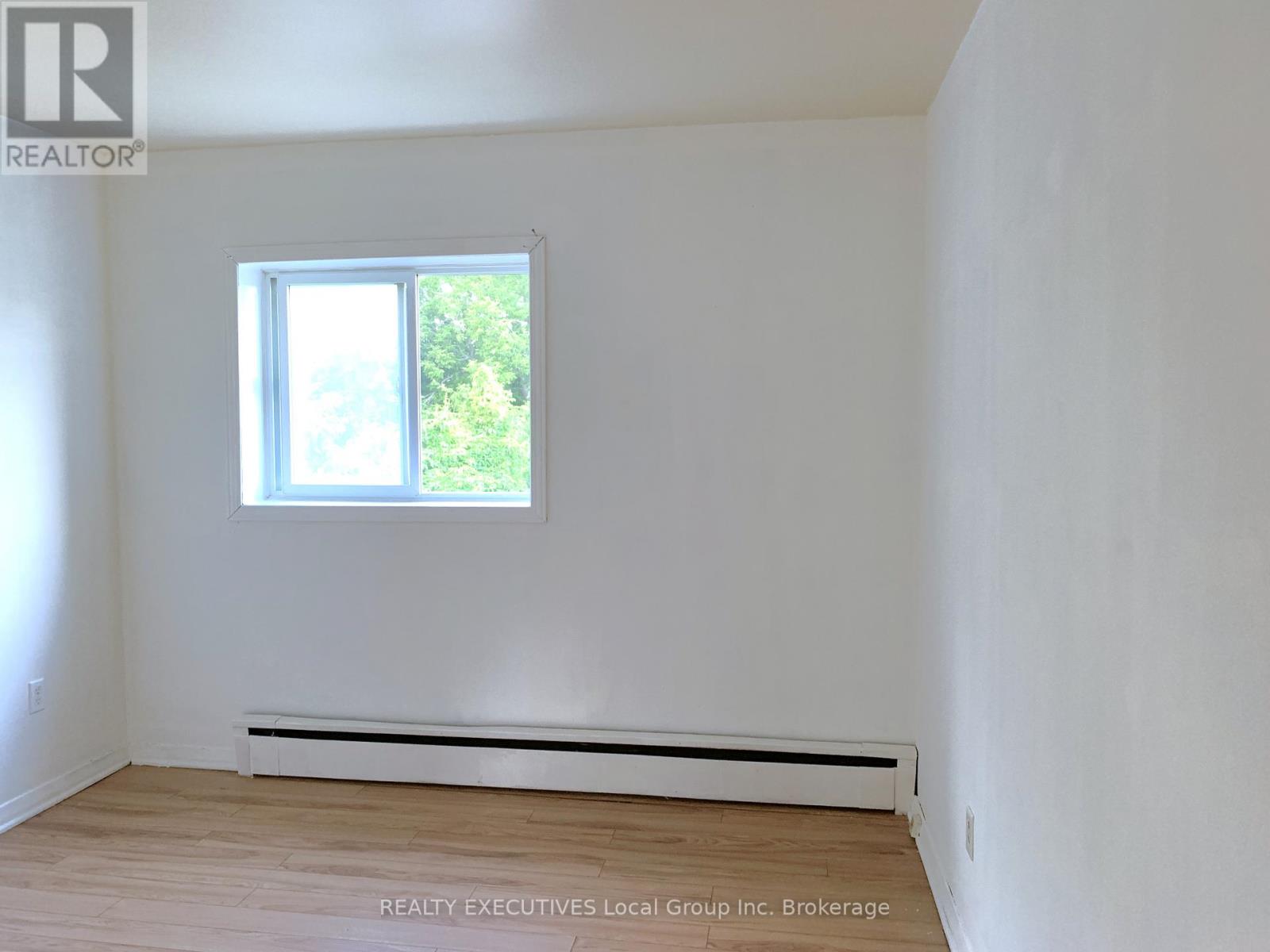 448 Mcintyre Street E, North Bay (Central), Ontario  P1B 1E2 - Photo 13 - X12892828