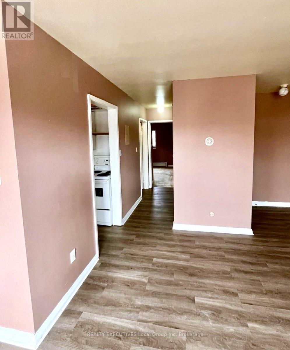 448 Mcintyre Street E, North Bay (Central), Ontario  P1B 1E2 - Photo 19 - X12892828