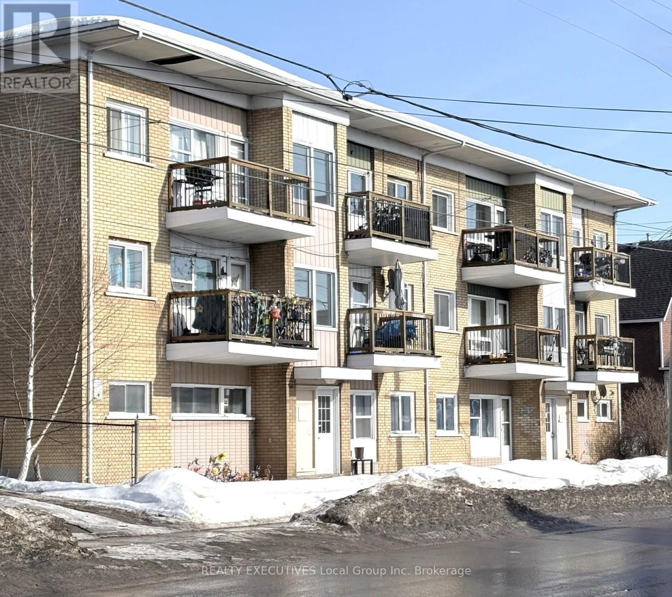 448 Mcintyre Street E, North Bay (Central), Ontario  P1B 1E2 - Photo 2 - X12892828