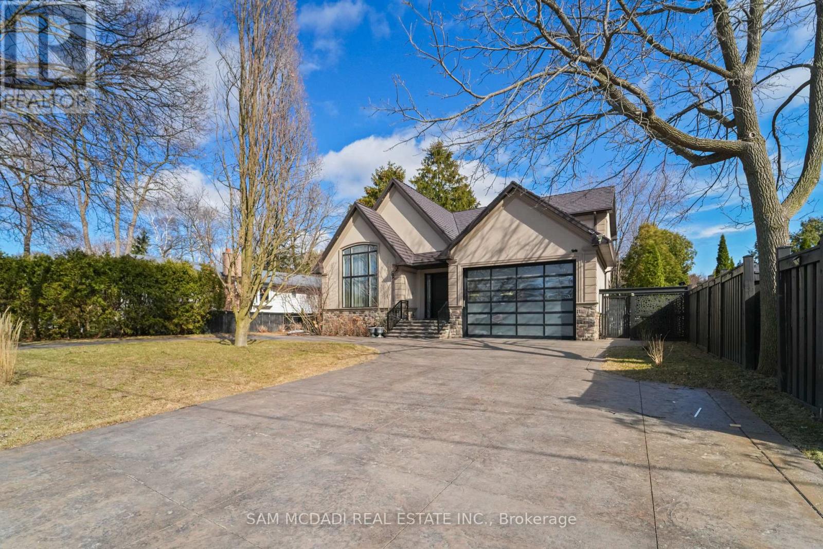 3168 Lakeshore Road W, Oakville (Br Bronte), Ontario  L6L 1J6 - Photo 2 - W12839440