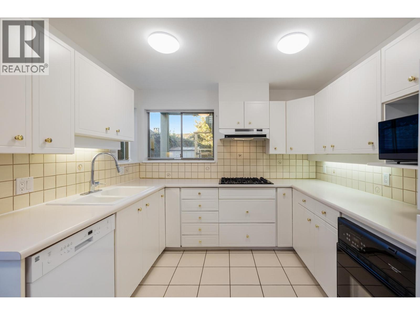 2723 W 1st Avenue, Vancouver, British Columbia  V6K 1H2 - Photo 28 - R3100726