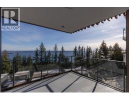 802 3963 UPLANDS WAY, West Vancouver, British Columbia