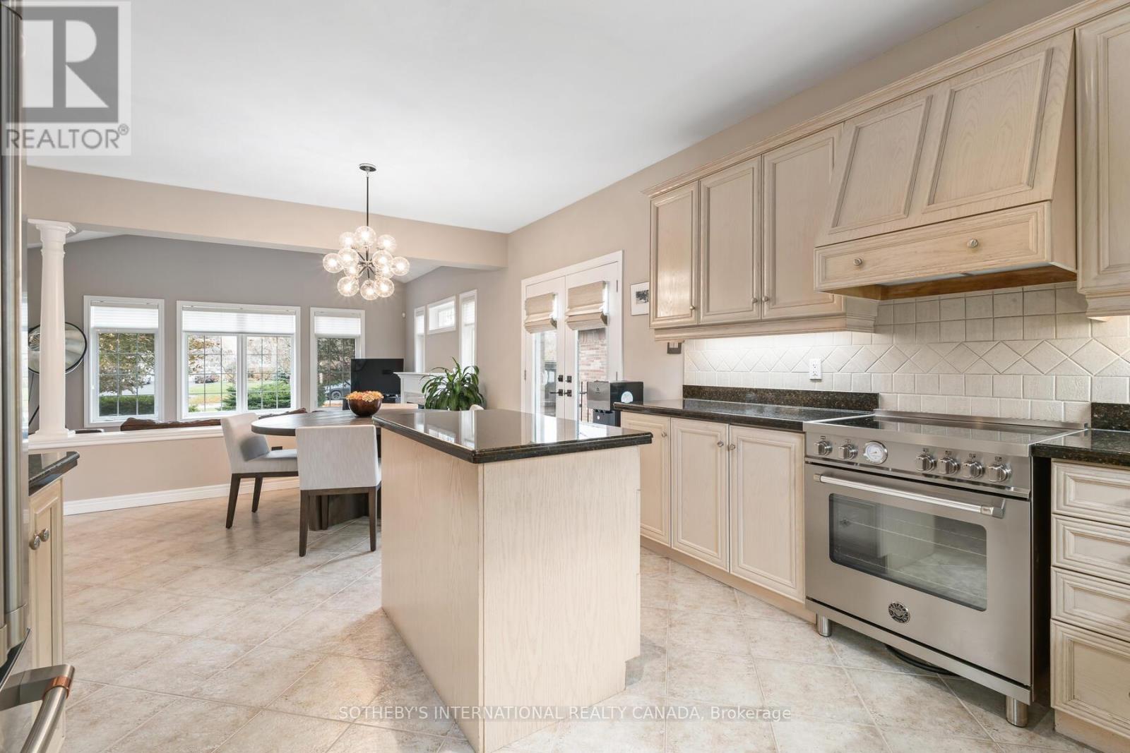 159 Delarmbro Drive, Erin, Ontario  N0B 1T0 - Photo 15 - X12505528