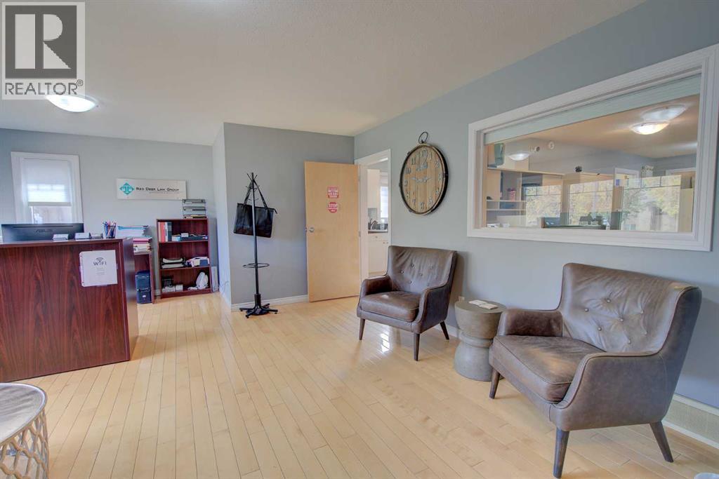 4610 48 Avenue, Red Deer, Alberta  T4N 3S9 - Photo 17 - A2262744