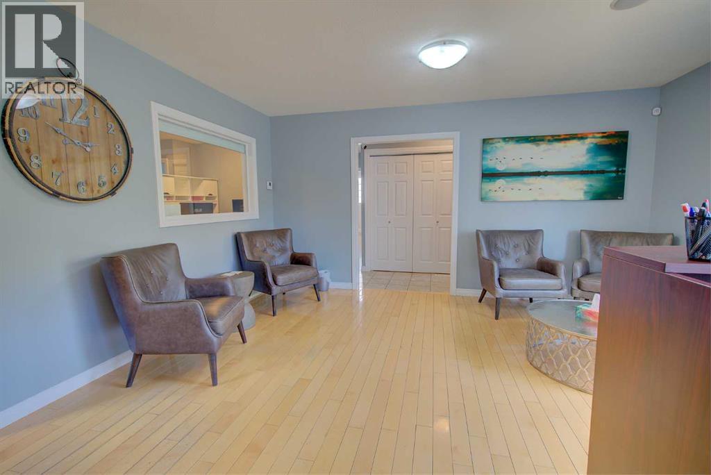 4610 48 Avenue, Red Deer, Alberta  T4N 3S9 - Photo 21 - A2262744