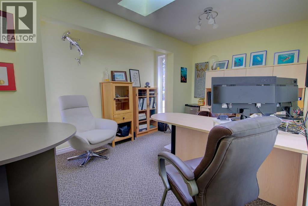 4610 48 Avenue, Red Deer, Alberta  T4N 3S9 - Photo 31 - A2262744