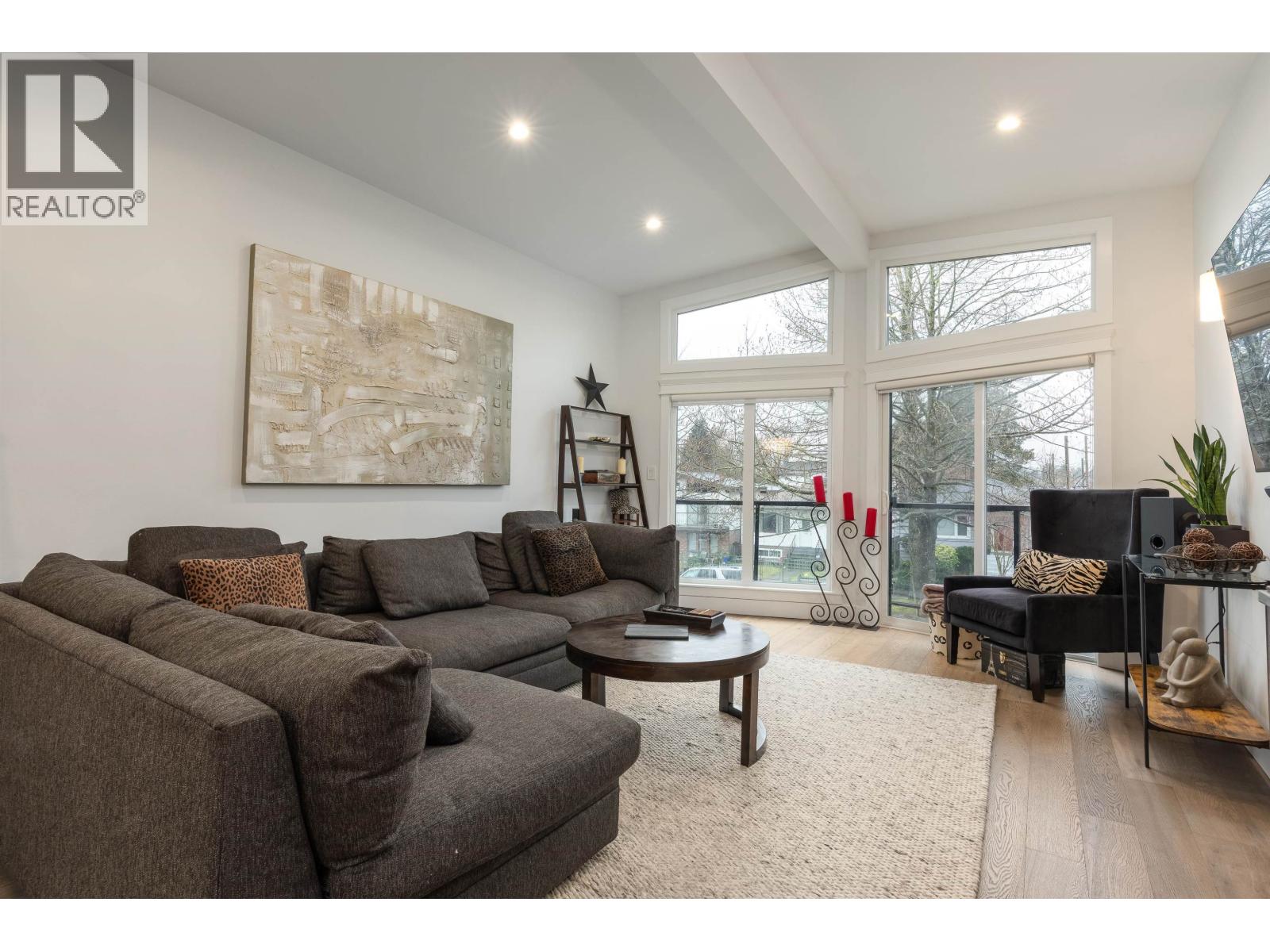 6360 Sophia Street, Vancouver, British Columbia  V5W 2W6 - Photo 4 - R3100705