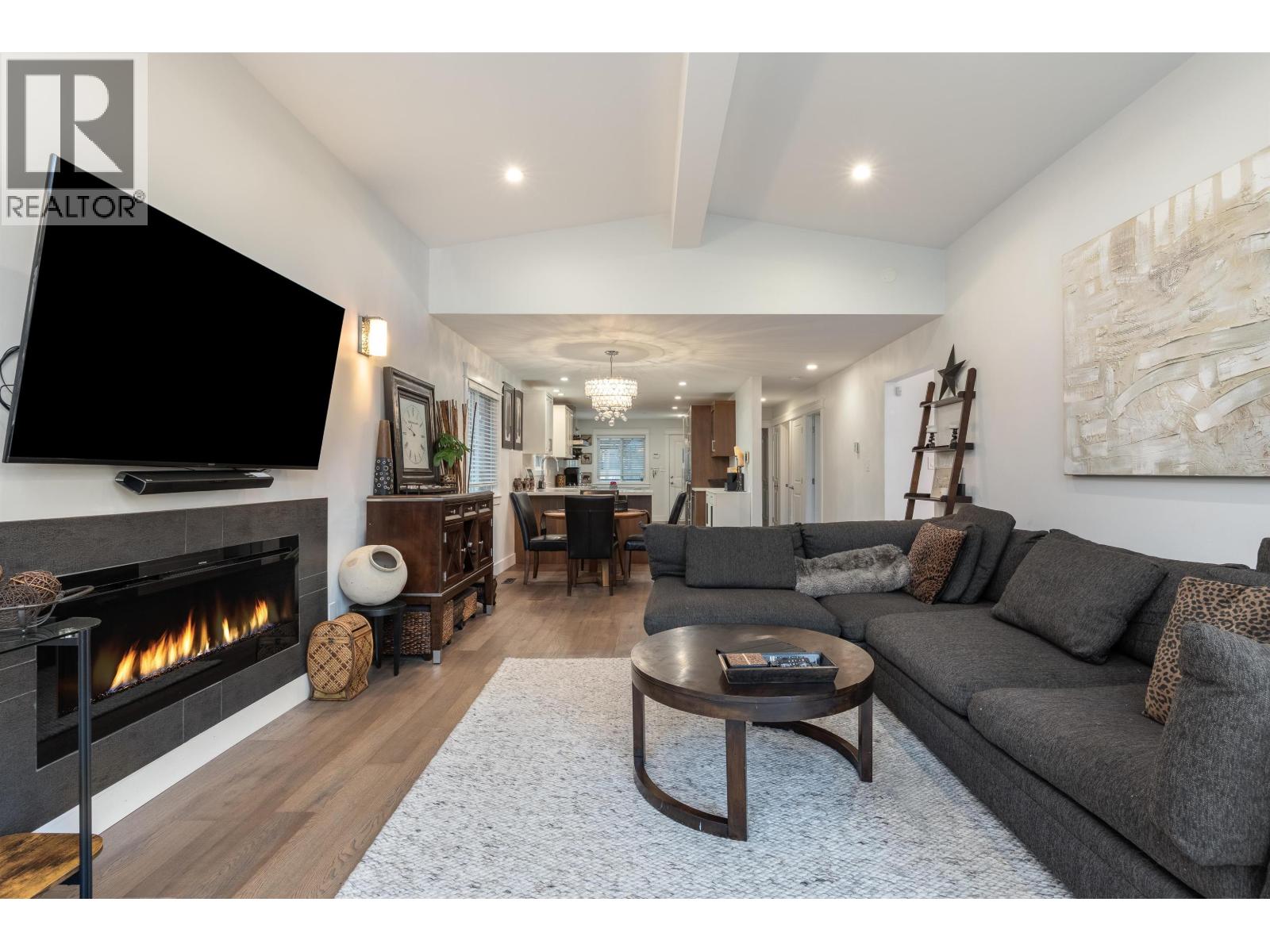 6360 Sophia Street, Vancouver, British Columbia  V5W 2W6 - Photo 6 - R3100705