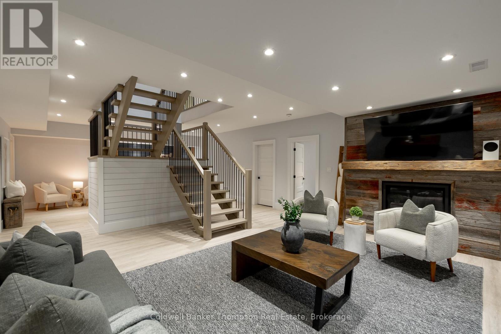 10 St George's Court, Huntsville, Ontario  P1H 1B1 - Photo 31 - X12892896