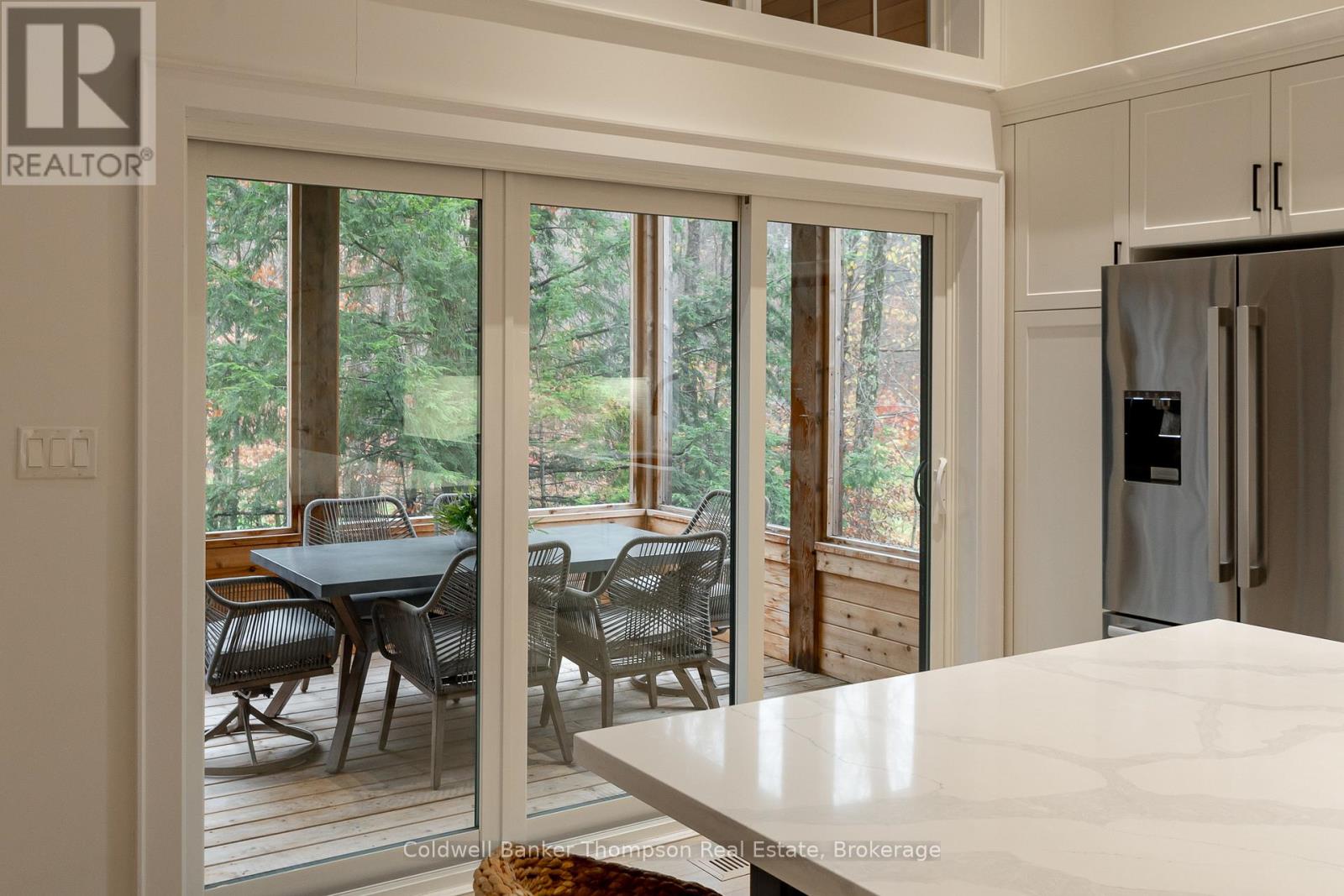 10 St George's Court, Huntsville, Ontario  P1H 1B1 - Photo 7 - X12892896