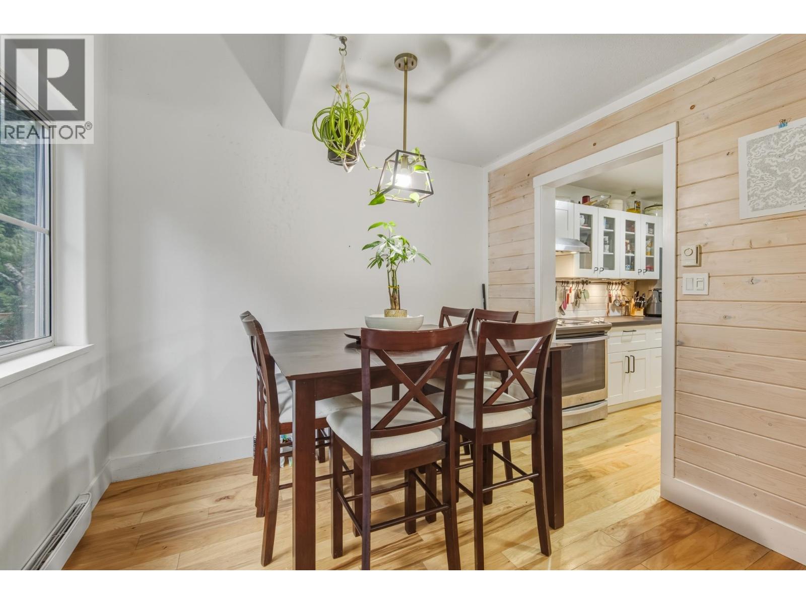 2 38247 Westway Avenue, Squamish, British Columbia  V8B 0L6 - Photo 15 - R3096298