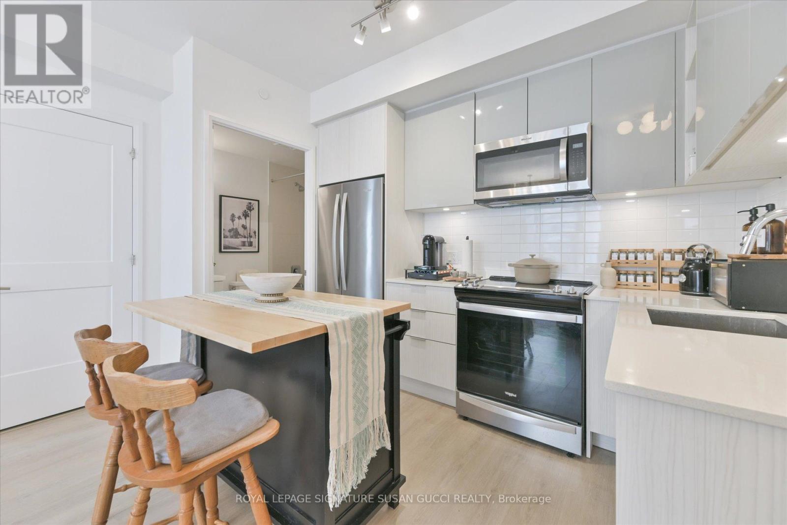 1220 - 50 Dunfield Avenue, Toronto, Ontario  M4S 0E4 - Photo 13 - C12892748