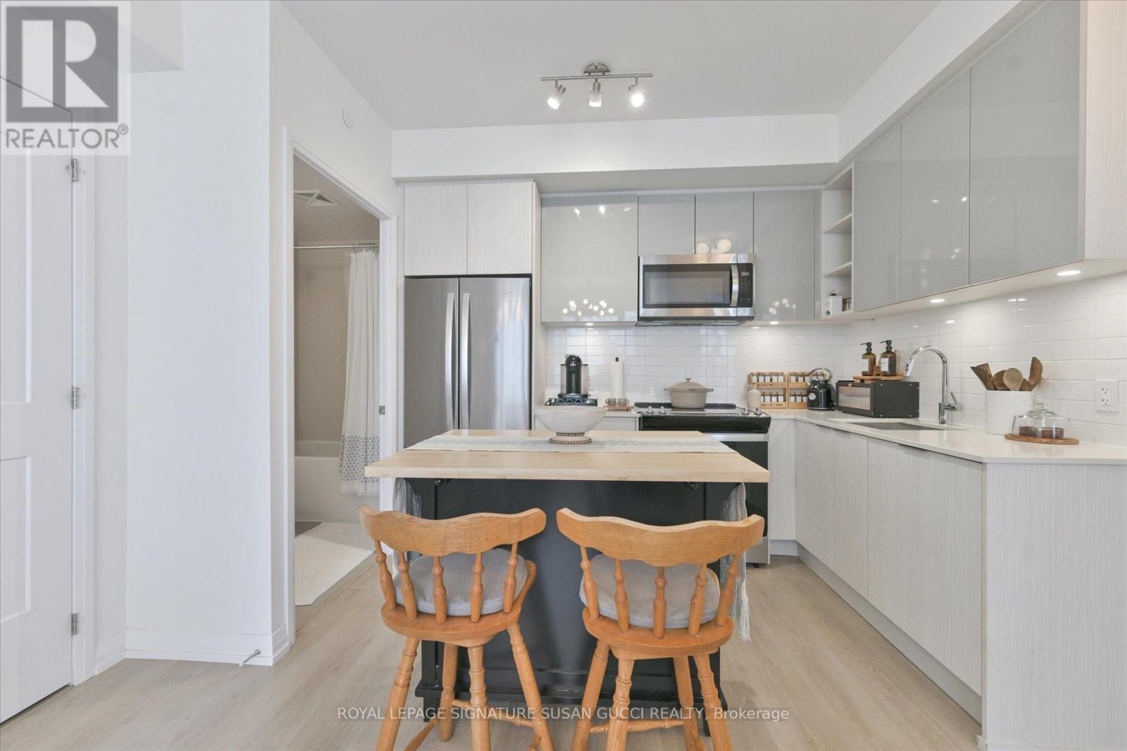 1220 - 50 Dunfield Avenue, Toronto, Ontario  M4S 0E4 - Photo 14 - C12892748